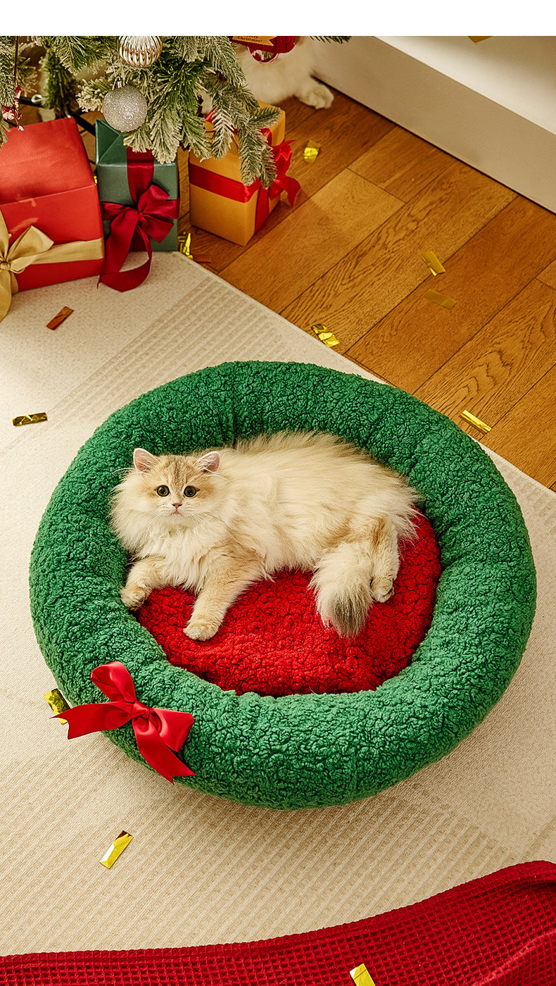 Christmas Tree Cat Nest Warm Winter Pet Bed Semi Enclosed Cozy Sleeping Spot for Cats